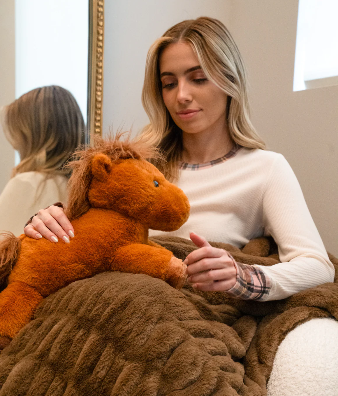 Chestnut the Horse - Image 5