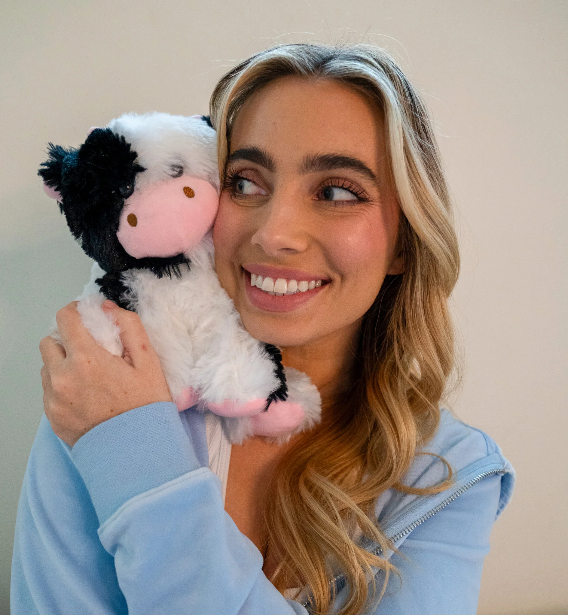 Mini Milkshake the Cow - Image 6